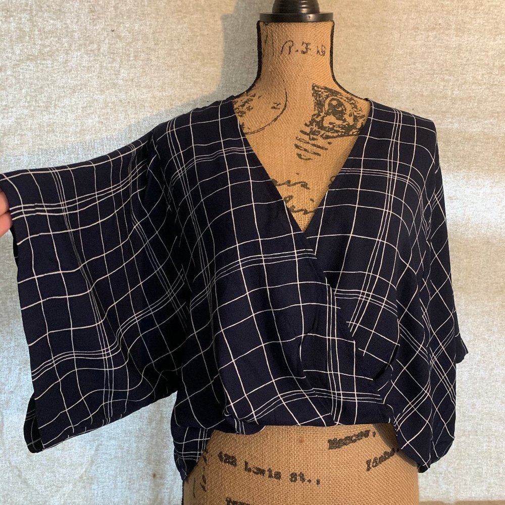 Flowy Dolman Sleeve Crop Blouse NWT
